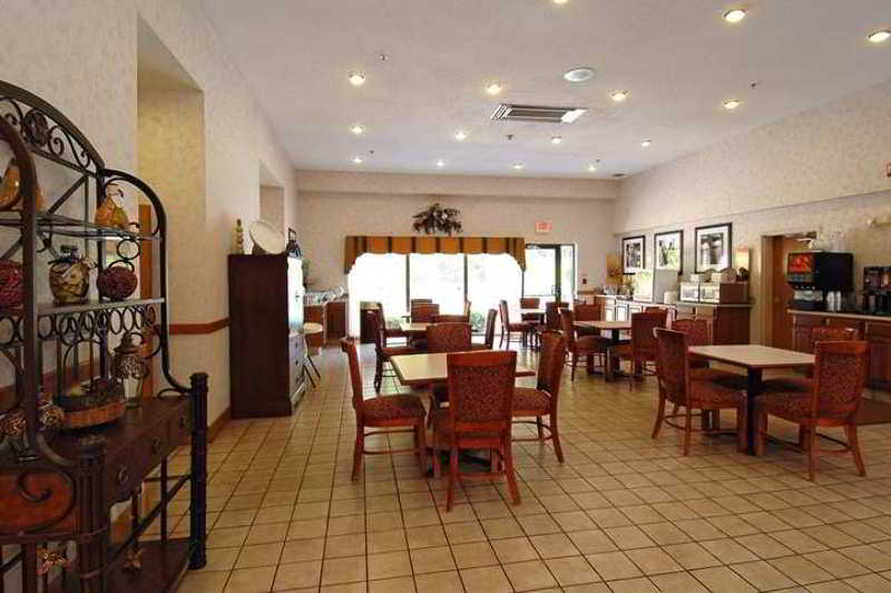 Hampton Inn Brevard Pisgah Forest Restoran gambar